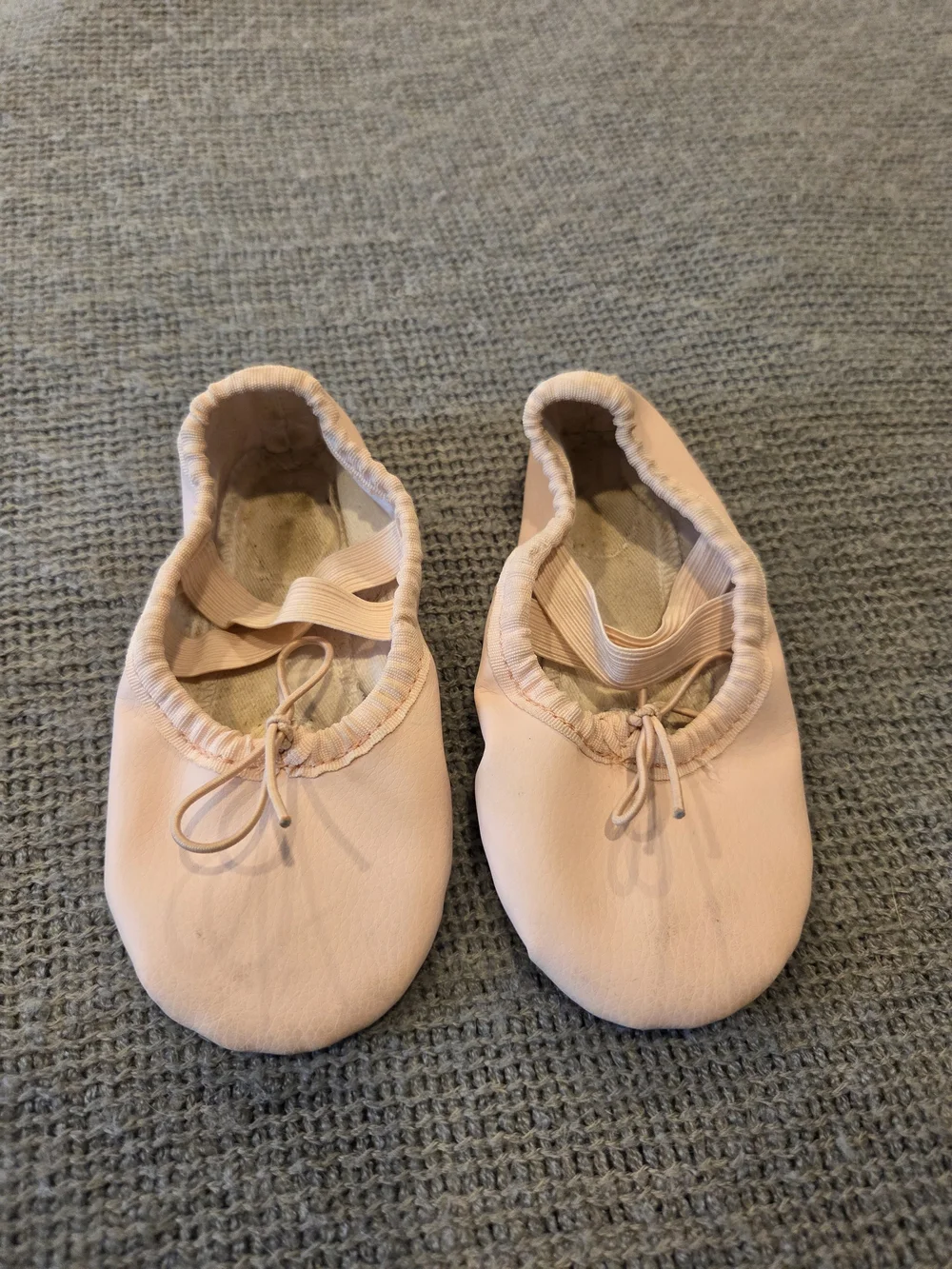 Stella || size 8T || Ballet Slippers || Split Leather Heel || Ballerina Pink